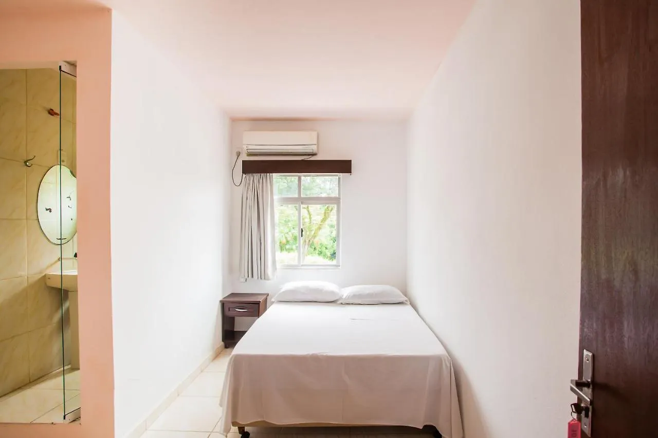 Oyo Hotel Salto Do Norte Блуменау 2*,
